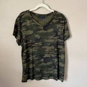 Sanctuary Green Brown Camo Short Sleeve Crew Neck Tee Shirt